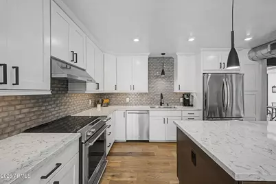 7013 N Barbados Place, Phoenix, AZ 85021 - Photo 17