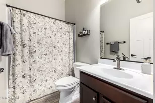 10555 E Mendoza Ave, Mesa, AZ 85209 - Photo 19