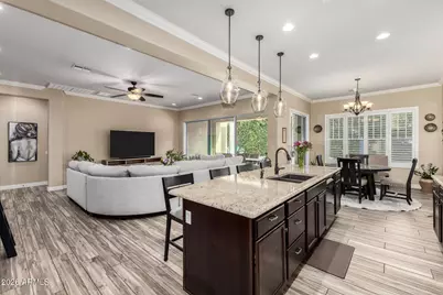 10555 E Mendoza Avenue, Mesa, AZ 85209 - Photo 15