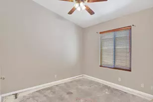 8916 W Deanna Dr, Peoria, AZ 85382 - Photo 23