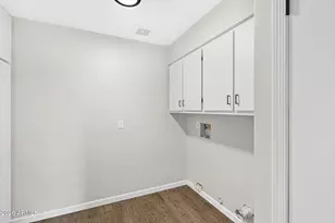 211 E Campo Desierto Rd, Tempe, AZ 85288 - Photo 13