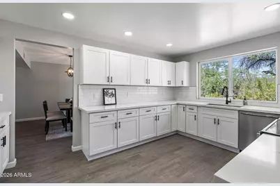 211 E Campo Desierto Road, Tempe, AZ 85288 - Photo 11