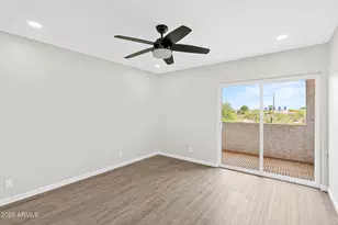 211 E Campo Desierto Rd, Tempe, AZ 85288 - Photo 19