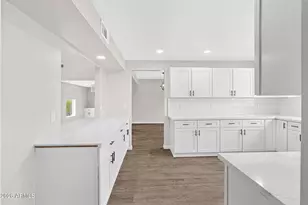 211 E Campo Desierto Rd, Tempe, AZ 85288 - Photo 3