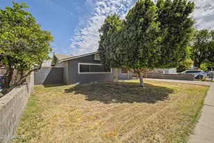 943 S Lazona Dr, Mesa, AZ 85204 - Photo 19