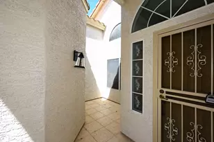 6214 E Virginia St, Mesa, AZ 85215 - Photo 5