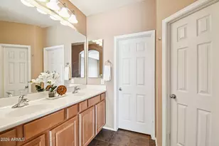 42424 N Gavilan Peak Pkwy, Anthem, AZ 85086 - Photo 21