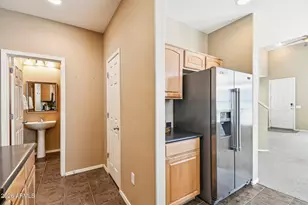 42424 N Gavilan Peak Pkwy, Anthem, AZ 85086 - Photo 11