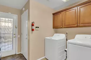 3347 E Rockwood Dr, Phoenix, AZ 85050 - Photo 15