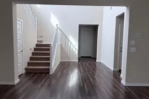 9519 W Fallen Leaf Ln, Peoria, AZ 85383 - Photo 3