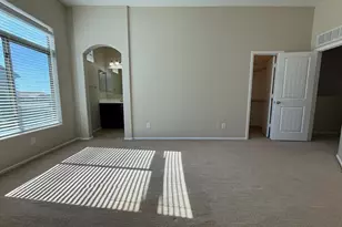 2725 E Mine Creek Rd, Phoenix, AZ 85024 - Photo 13