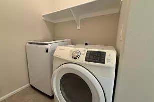 2725 E Mine Creek Rd, Phoenix, AZ 85024 - Photo 11