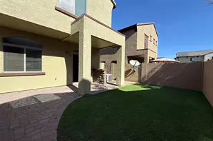 2725 E Mine Creek Rd, Phoenix, AZ 85024 - Photo 27