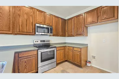 13395 S 176th Lane, Goodyear, AZ 85338 - Photo 11