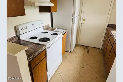 4044 E Carson Road, Phoenix, AZ 85042 - Photo 9