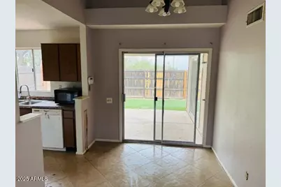 4044 E Carson Road, Phoenix, AZ 85042 - Photo 11