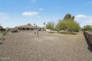 11069 W Winchester Dr, Sun City, AZ 85351 - Photo 29