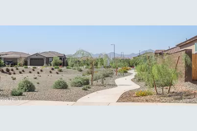 9829 W Monterey Way, Phoenix, AZ 85037 - Photo 3