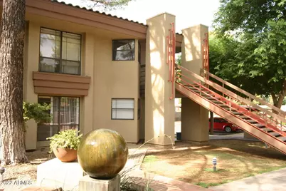 5035 N 10th Place #Unit 201, Phoenix, AZ 85014 - Photo 1