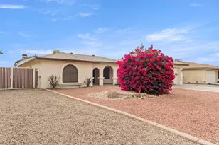 7309 W Canterbury Dr, Peoria, AZ 85345 - Photo 3