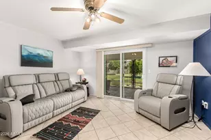 10428 W Roundelay Cir, Sun City, AZ 85351 - Photo 11