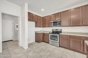 40525 W Helen Ct, Maricopa, AZ 85138 - Photo 11