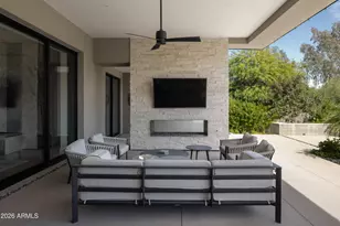 8513 N 48th Pl, Paradise Valley, AZ 85253 - Photo 37