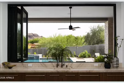 8513 N 48th Place, Paradise Valley, AZ 85253 - Photo 13
