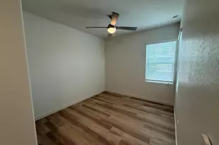 624 N Vine St, Chandler, AZ 85225 - Photo 3