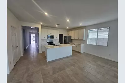 548 W Fremont Pass, Apache Junction, AZ 85120 - Photo 3