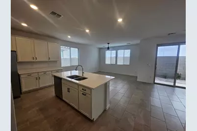 548 W Fremont Pass, Apache Junction, AZ 85120 - Photo 3