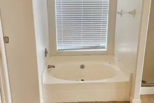 4320 E Morrow Dr, Phoenix, AZ 85050 - Photo 9