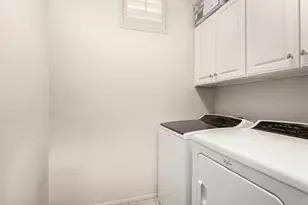 8270 N Hayden Rd, Scottsdale, AZ 85258 - Photo 25