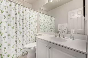 8270 N Hayden Rd, Scottsdale, AZ 85258 - Photo 21