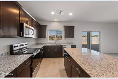 25447 W Weir Avenue, Buckeye, AZ 85326 - Photo 5