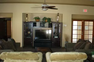 5757 W Eugie Ave, Glendale, AZ 85304 - Photo 11