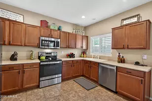 1060 E Redwood Dr, Chandler, AZ 85286 - Photo 9