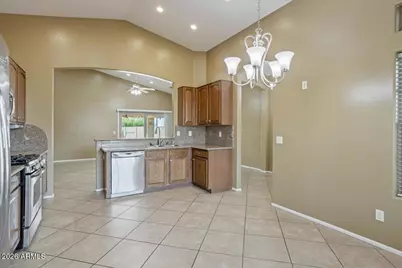 16679 W Saguaro Lane, Surprise, AZ 85388 - Photo 19