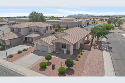 16679 W Saguaro Lane, Surprise, AZ 85388 - Photo 9