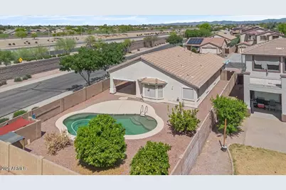 16679 W Saguaro Lane, Surprise, AZ 85388 - Photo 13