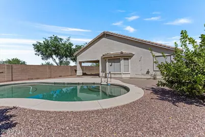 16679 W Saguaro Lane, Surprise, AZ 85388 - Photo 43