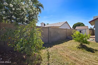 8708 W Golden Lane, Peoria, AZ 85345 - Photo 25