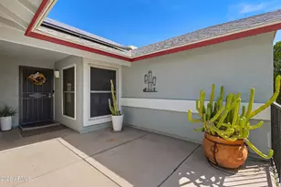 8708 W Golden Ln, Peoria, AZ 85345 - Photo 23