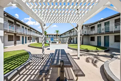 3025 N 32nd Street #Apt 43, Phoenix, AZ 85018 - Photo 13