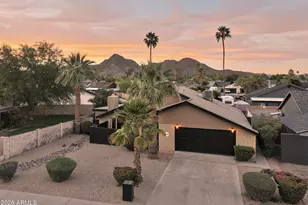 2644 E Sylvia St, Phoenix, AZ 85032 - Photo 1