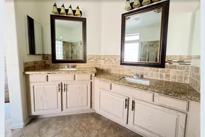 4906 E Hamblin Drive, Phoenix, AZ 85054 - Photo 11