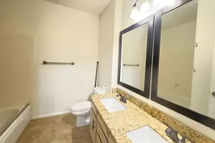 4906 E Hamblin Dr, Phoenix, AZ 85054 - Photo 15