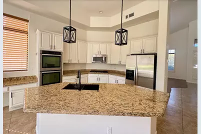 4906 E Hamblin Drive, Phoenix, AZ 85054 - Photo 5