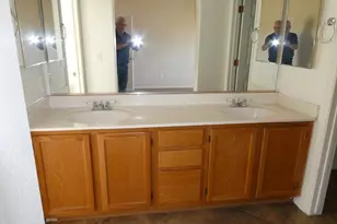 8553 W Sierra Vista Dr, Glendale, AZ 85305 - Photo 9