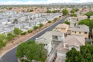 1802 E Donner Dr, Phoenix, AZ 85042 - Photo 37